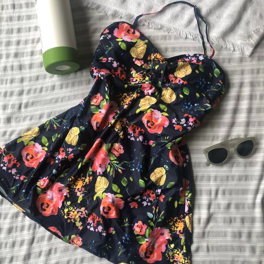 Pin-up style retro floral skirted onepiece swimsuit 2XL